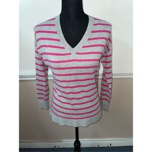 Crown & Ivy V-Neck Stripe Sweater Size Petite Medium